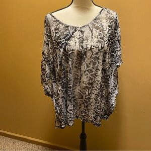 Women’s Apt 9 snake skin print sheer flowing top blouse plus sz 2X missing belt